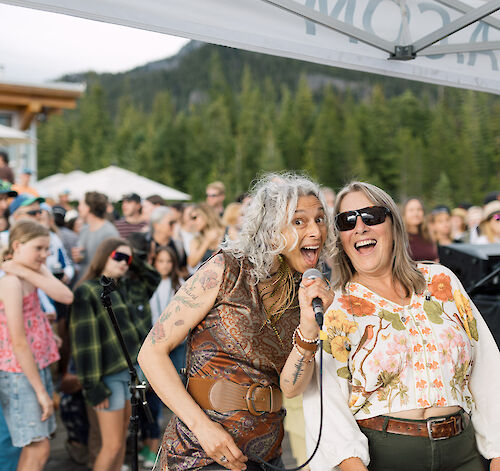 Mountain Music: Bluesberry Jam