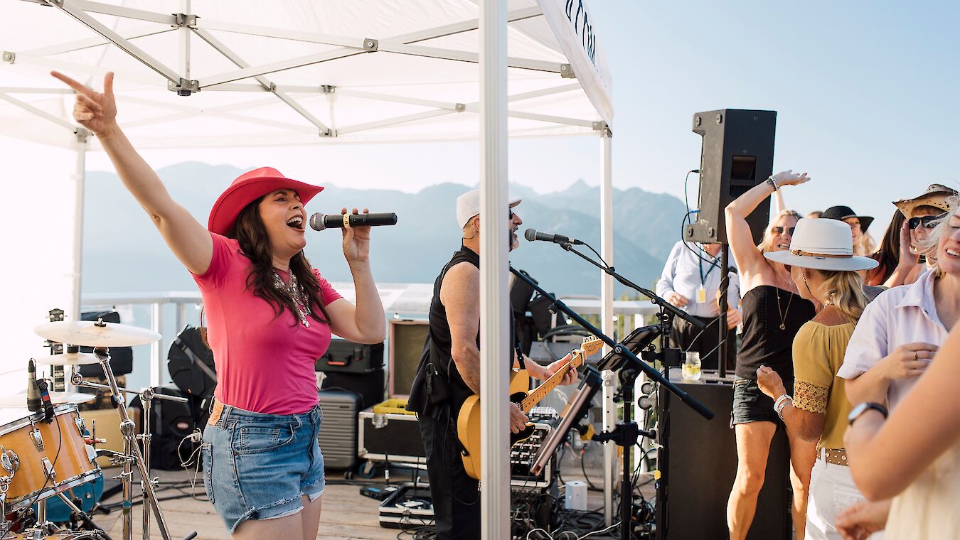 Spirit of the shania is playing at the summit on August 22 part of mountain music