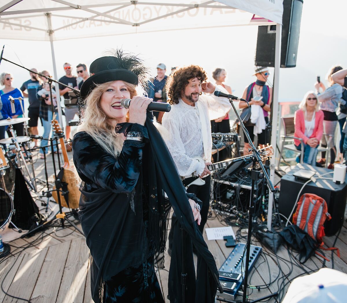 Dreams band performing at the summit
